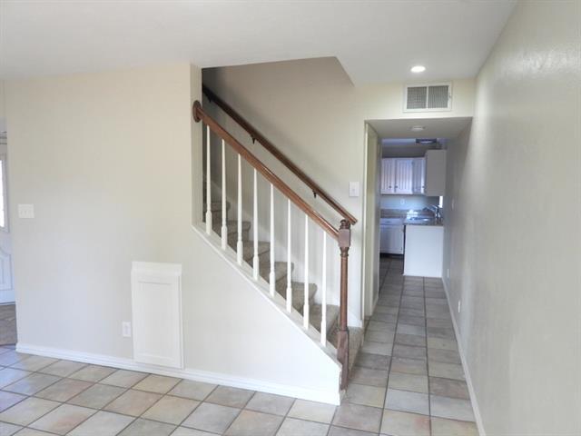 Building Photo - 4090 Windhaven Ln