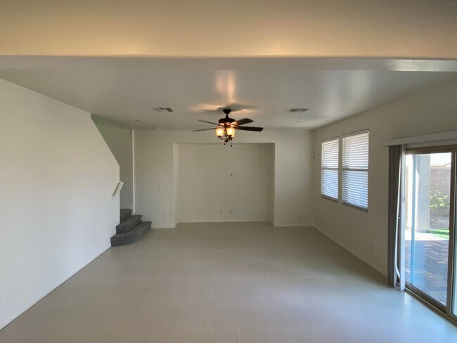 Building Photo - TUSCANY GUARD GATED COMMUNITY. LOTS OF UPGRADES AND HOA AMENITIES