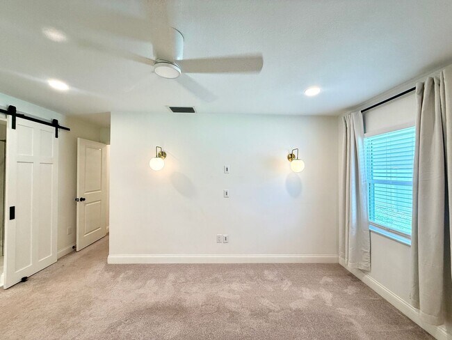 Building Photo - GORGEOUS, COMPLETELY REDONE 3/2 MAITLAND H...