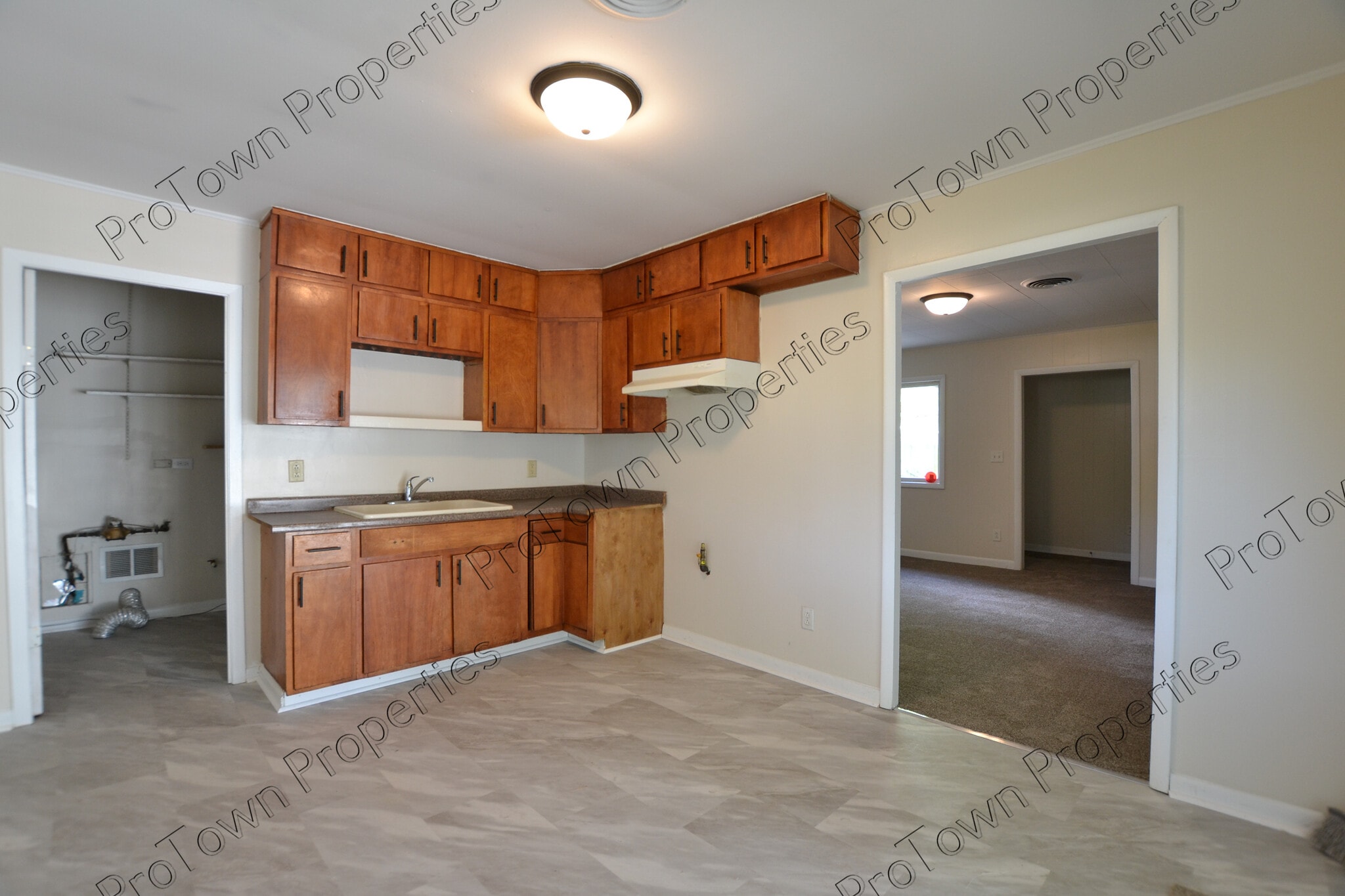 Building Photo - 605 Stryker Ave
