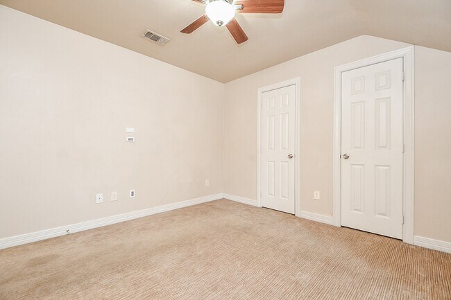 Building Photo - 1240 Bingle Rd
