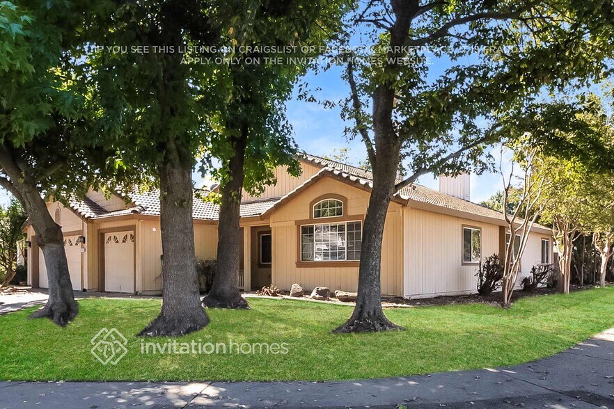 Building Photo - 1910 Rapid Falls Dr