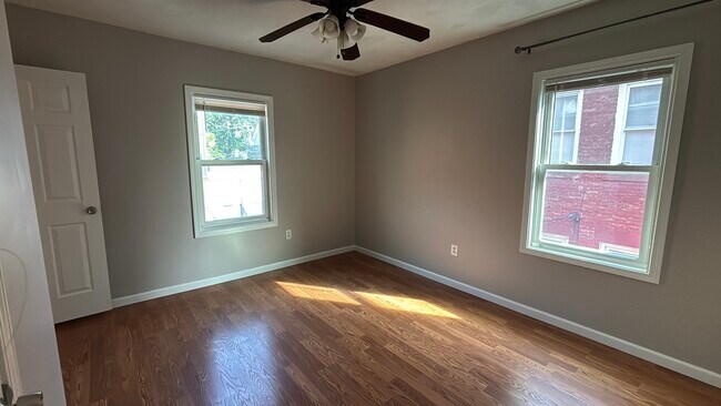 Building Photo - 12010 Paul Ave