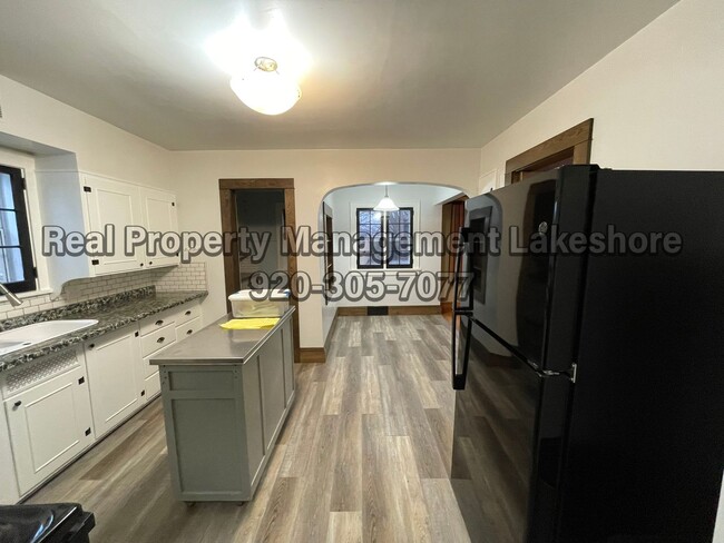 Building Photo - Stunning 3 Bedroom 1.5 Bathroom Home For Rent