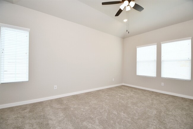 Building Photo - 4212 Lyons Fall Ln