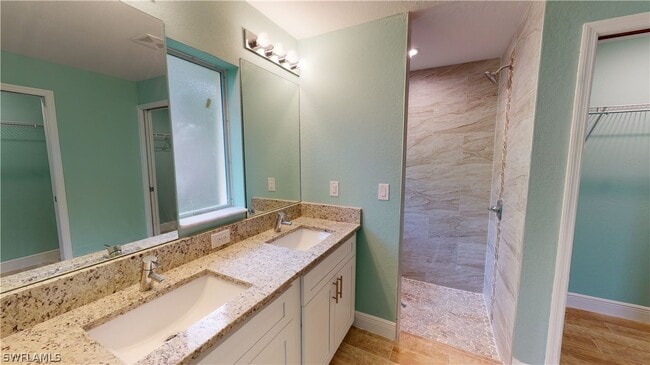 Building Photo - 621 NW 7th Pl