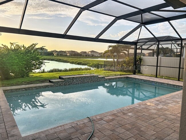 Building Photo - 12657 Promenade Estates Blvd