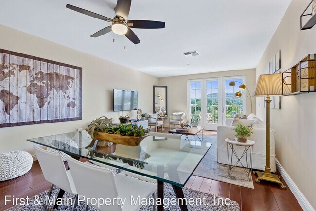 Building Photo - 1 br, 1 bath House - 588 Main Street, Unit...