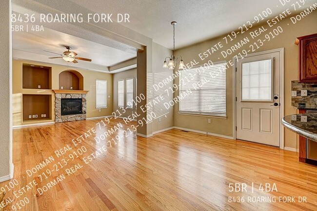 Building Photo - 8436 Roaring Fork Dr