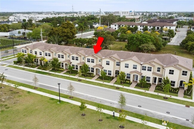 Building Photo - 26431 SW 148th Ave