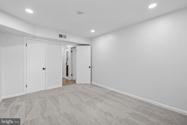 Building Photo - 9459 Fairfax Blvd