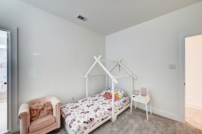 Building Photo - 1523 Cathedral Bend Drive