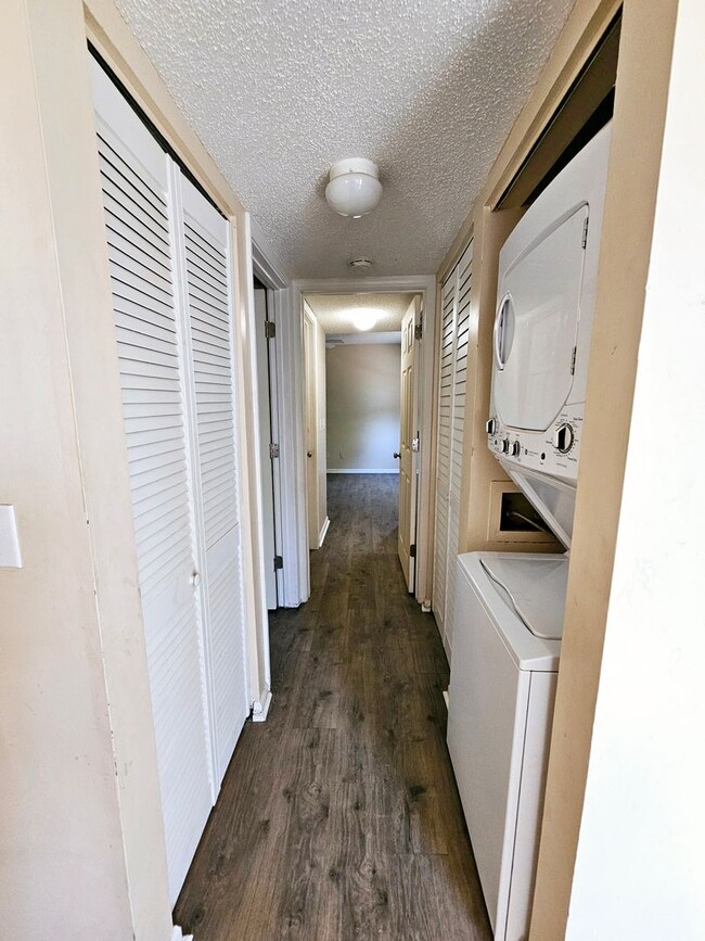 Building Photo - North Myrtle Beach Golf and Tennis – A Hid...