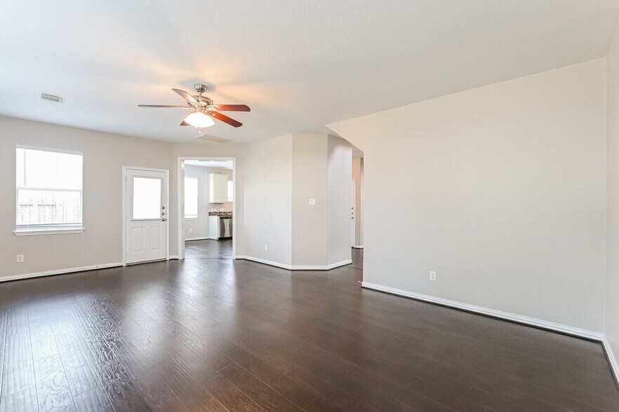 Building Photo - 21323 Bella Dulce Ct
