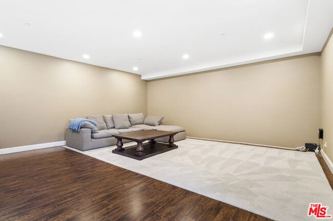 Building Photo - 4182 Irving Pl