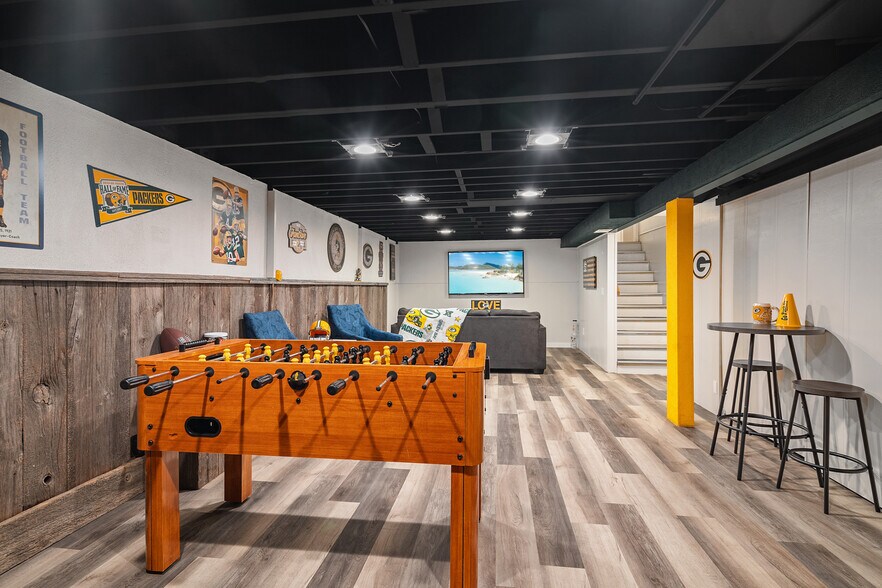 Building Photo - 1077 Liberty St