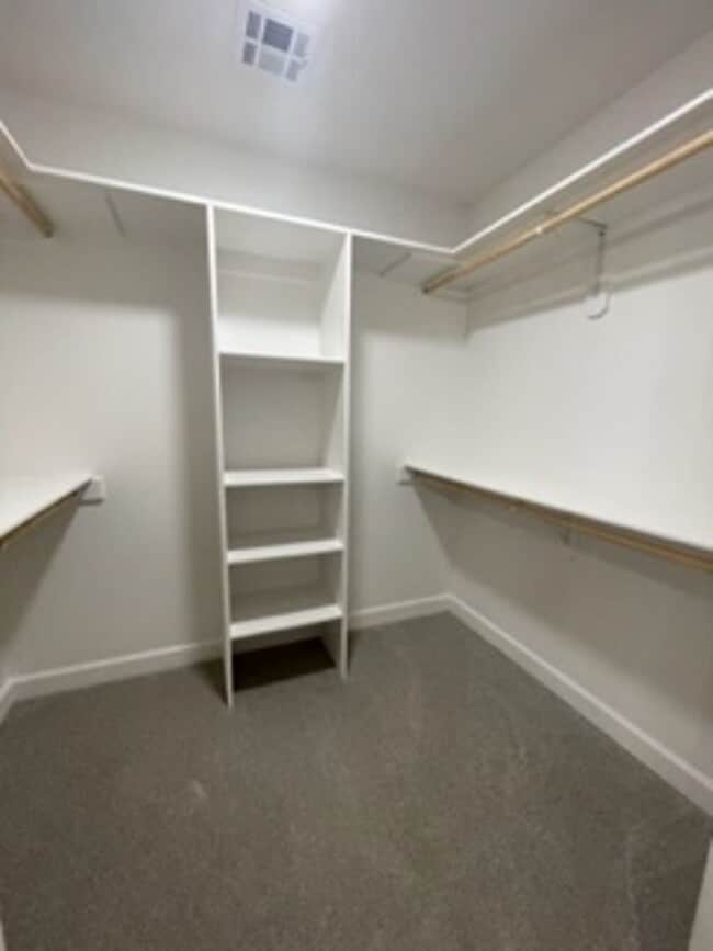 Building Photo - Italian Estates Property Management