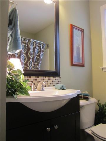 Building Photo - Charming 2 Bed, 1 Bath Nashville Rental - ...