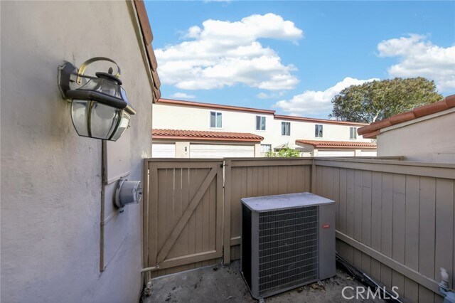 Building Photo - 3442 Del Amo Blvd
