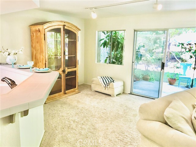 Building Photo - 208 Santa Rosa Ct