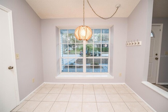 Building Photo - 2764 Kavalier Dr
