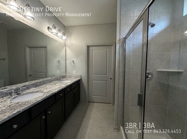 Building Photo - 929 Destiny Dr