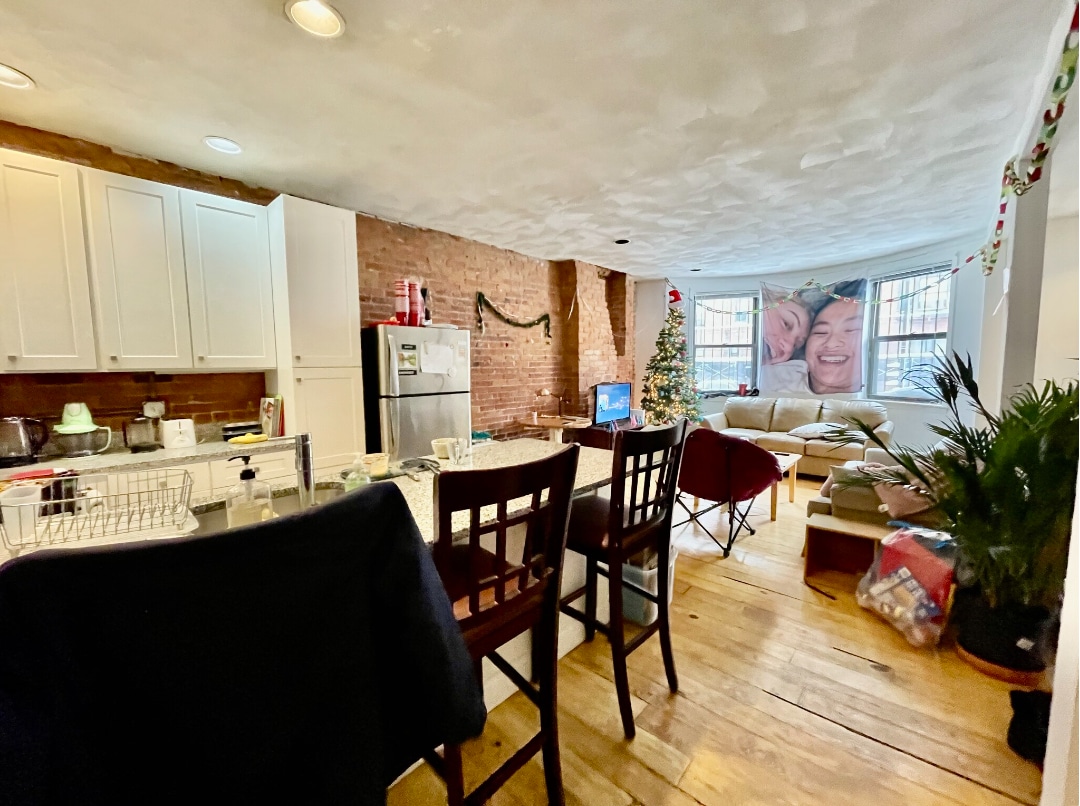 Building Photo - 610 Columbus Ave