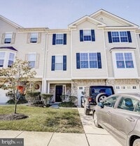 Building Photo - 121 Acorn Dr