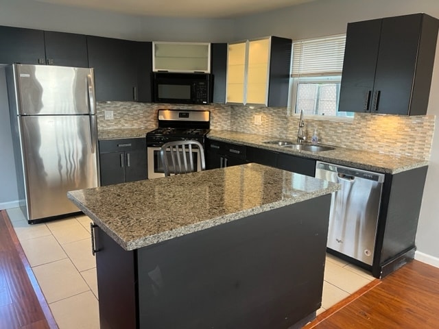 Kitchen - 2527 Union St