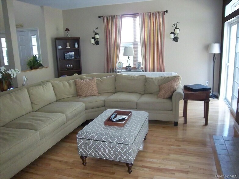 Building Photo - 36 Briarbrook Dr