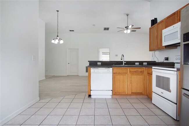 Building Photo - 103 Ridgebrook Ct