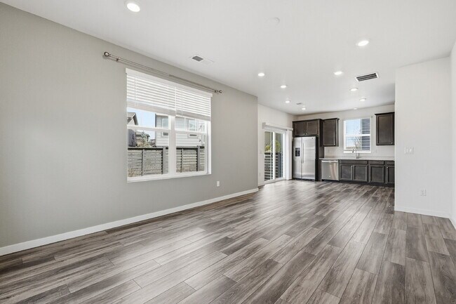 Building Photo - $2,735.95 - 3 Bed, 2.5 Bath Home in Loveland with Central AC, and In Unit Laundry!