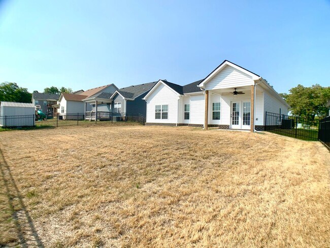 Building Photo - 1406 Citadel Dr