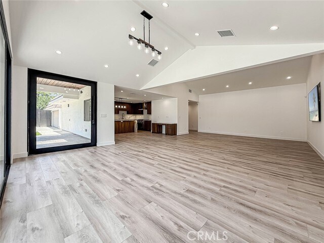 Building Photo - 22921 Dolorosa St