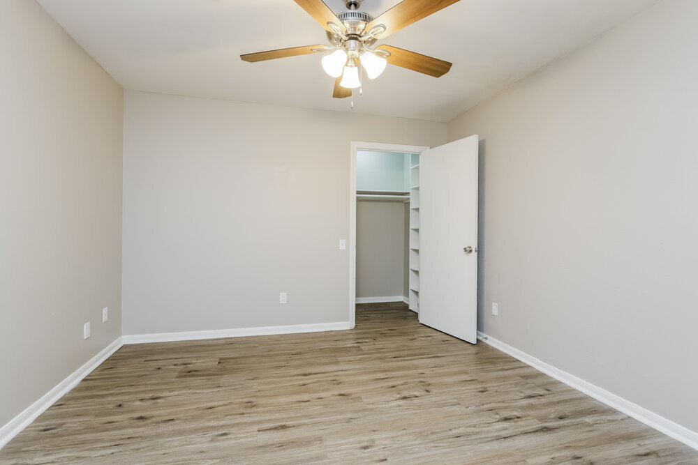 Building Photo - 11631 Alcott Dr