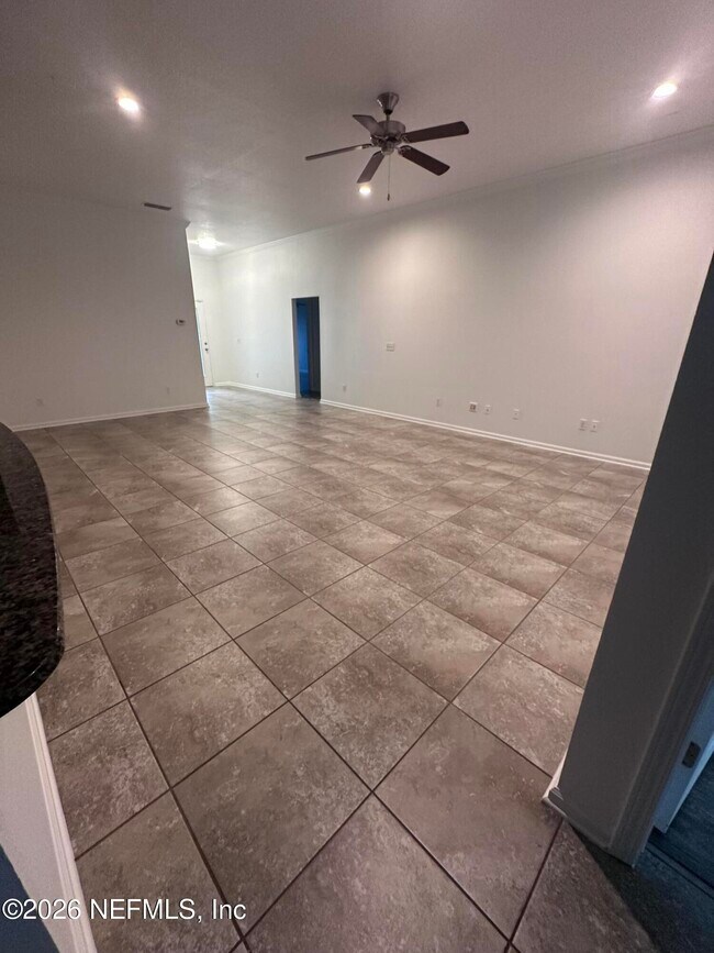 Building Photo - 2720 Salt Lake Dr