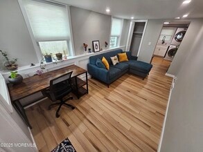 Building Photo - 77 Union Ave