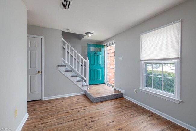 Building Photo - 4016 Starwood Arch