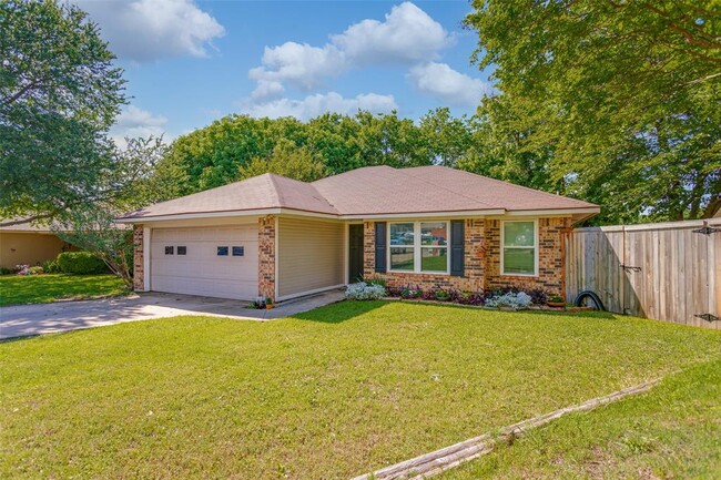Building Photo - 1106 Lockridge-