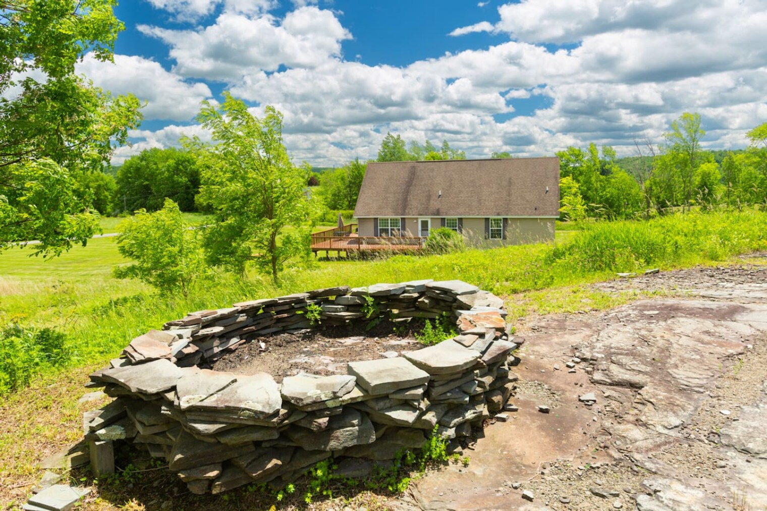 Building Photo - 2109 Dunk Hill Rd