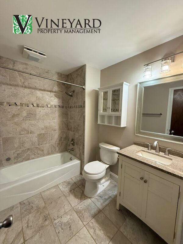 Building Photo - 1623 Rex Dr