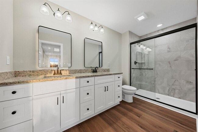 Building Photo - 710 Sheldrake Ln