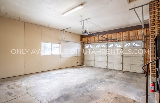 Building Photo - 1429 N 800 W