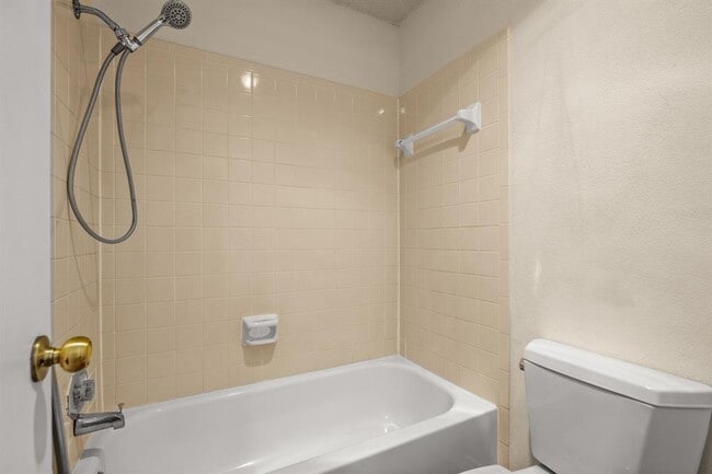 Building Photo - 13309 Saddlebrook Trail