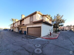 Building Photo - Pacific Sunset Village: Three Bedrom Avail...