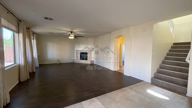 Building Photo - 6814 W Lariat Ln