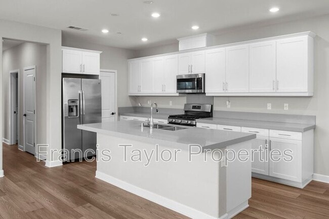 Building Photo - 10912 Jericho Way