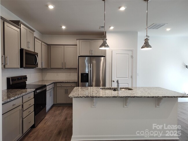 Building Photo - 10033 Guardian Dr