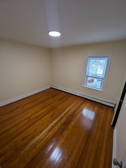 Middle Rear Bedroom - 236 Cowden Street