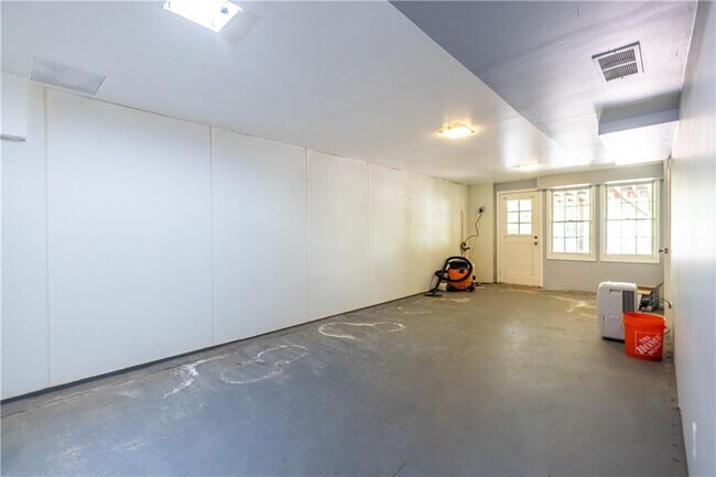 Building Photo - 3598 Hidden Acres Dr